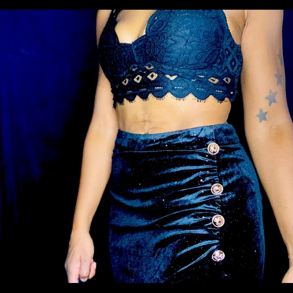 Long Black Skirt - Picture 4 of 5